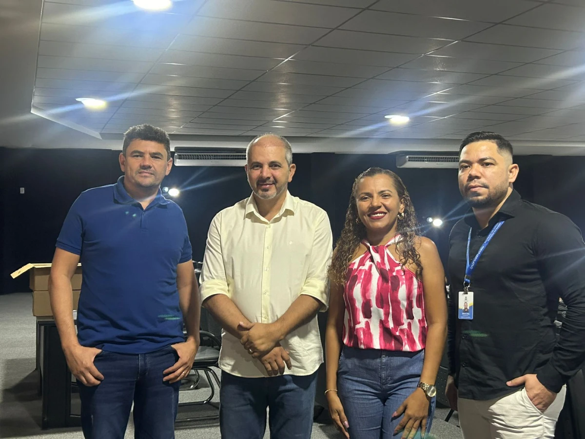 Wiston Gomes comemora oferta de 500 vagas para o cursinho da Aleto em Araguaitins